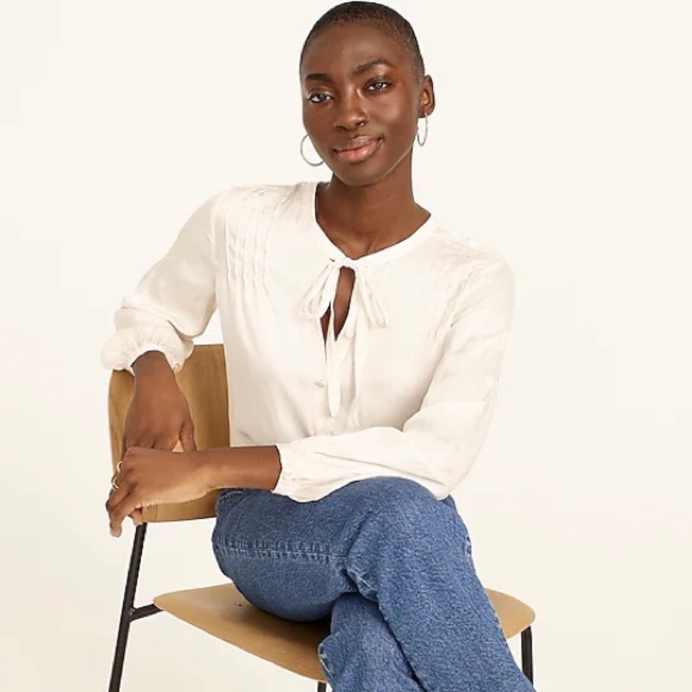 J.CREW Featherweight Satin Tie-Neck Top NWT Size Medium Antique White